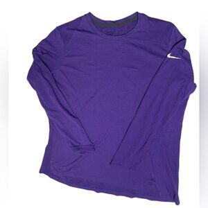 NIKE Basketball Long  SLEEVE   SHIRT Purple WHITE SWOOSH 867778-545 WOMENS 2XL